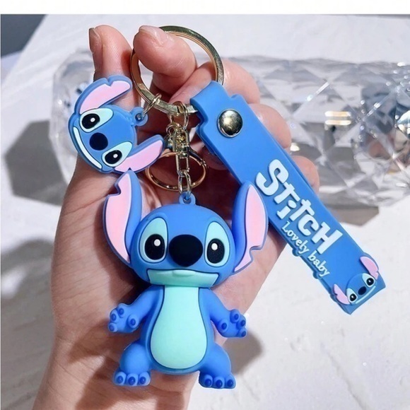 Stitch Pendant Keyring - Picture 1 of 3